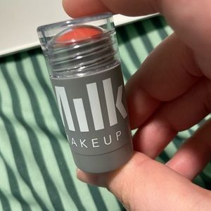 Milk makeup blush